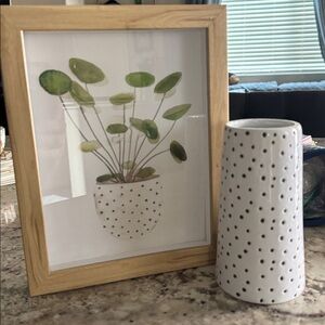 Hobby Lobby Decorative Framed Art and Matching Vase